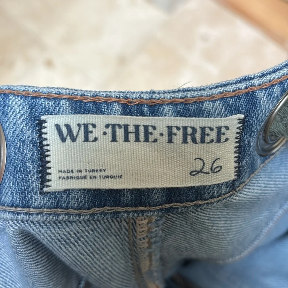 We the free Moxie barrel jeans truest blue 26 EUC - Picture 3 of 3